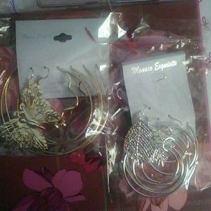 Ear rings